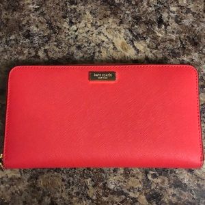 Like new Kate Spade Wallet